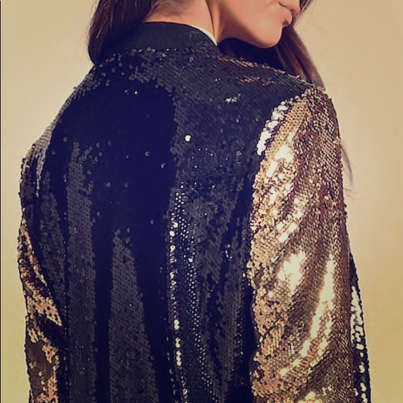 Bomber jacket - Picture 1 of 2